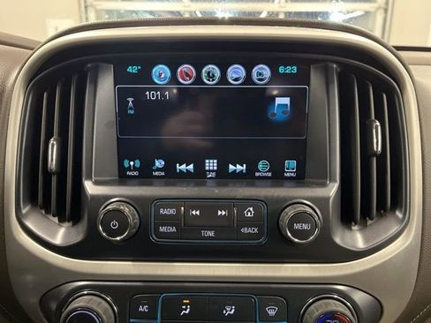 Used 2018 GMC Canyon SLT w/ Trailering Package image 20