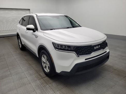 Used 2022 Kia Sorento LX image 13