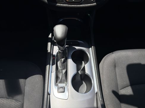 Used 2023 Chevrolet Malibu LT FWD image 18