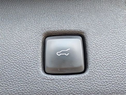 Certified 2021 Ford Escape SE w/ Convenience Package image 30