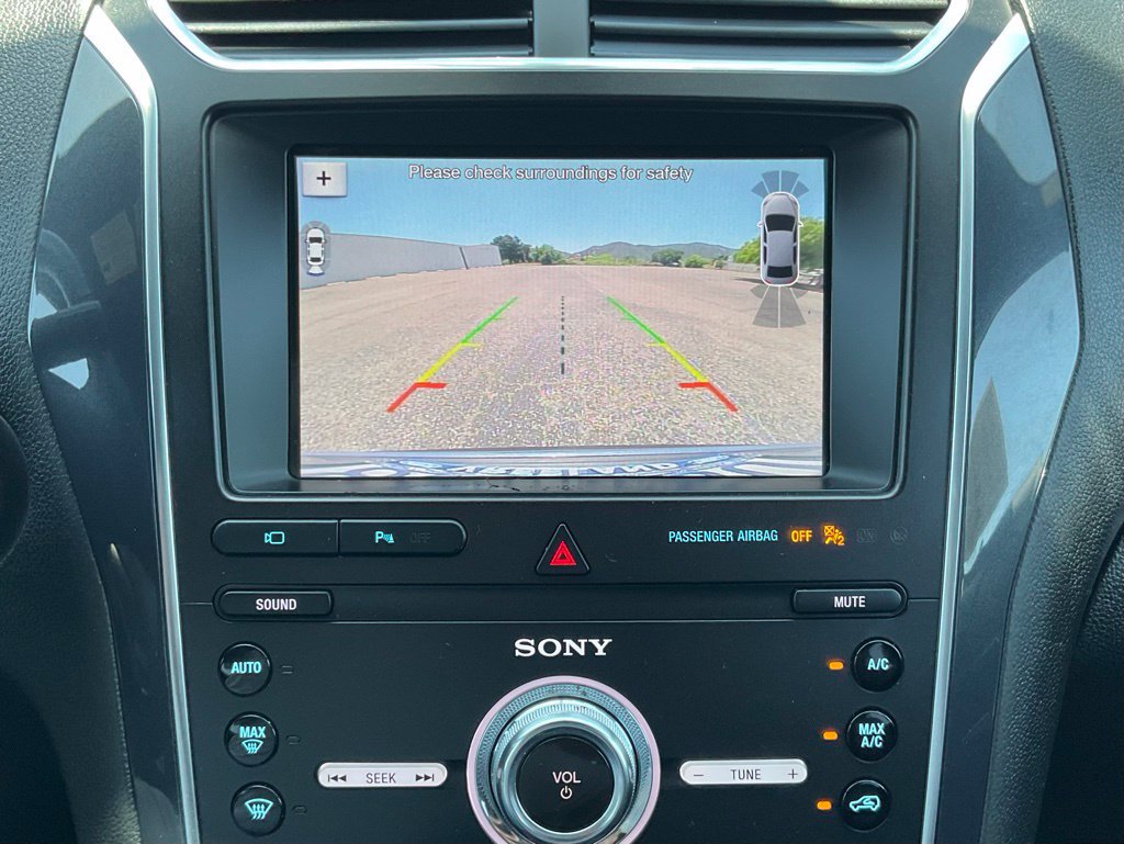 Used 2019 Ford Explorer Limited w/ Class III Trailer Tow Package FWD image 44