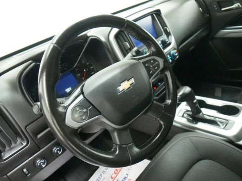 Used 2017 Chevrolet Colorado LT w/ LT Convenience Package AWD/4WD image 13