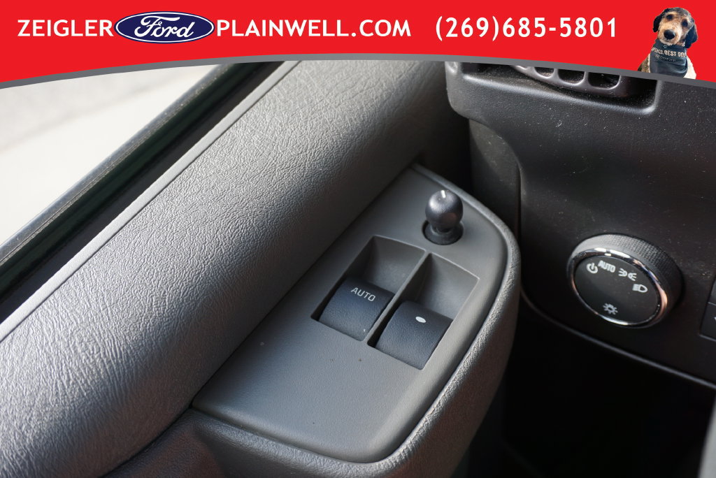 Used 2022 GMC Savana 2500 w/ Driver Convenience Package RWD image 22