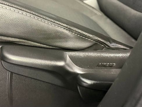 Used 2024 Buick Encore GX Preferred image 24