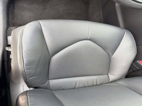 Certified 2025 Toyota Grand Highlander FWD image 9