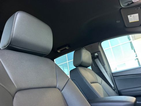 New 2026 Chevrolet Colorado LT image 16