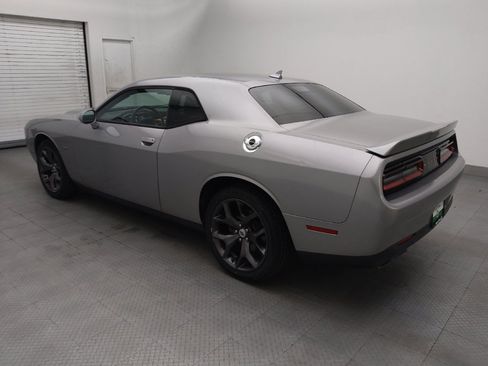 Used 2018 Dodge Challenger R/T Plus RWD image 3
