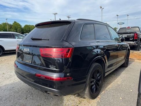 Used 2017 Audi Q7 3.0T Prestige w/ Prestige Package image 4