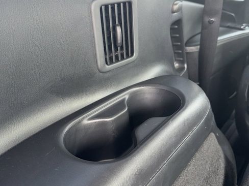 Used 2020 Nissan Pathfinder S image 11