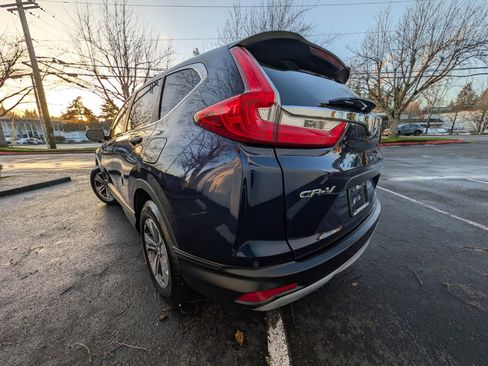 Used 2018 Honda CR-V LX image 3