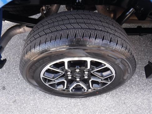 Used 2021 Ford F150 Lariat w/ Max Trailer Tow Package image 3