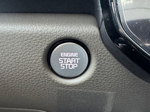 New 2026 Kia Carnival image 23