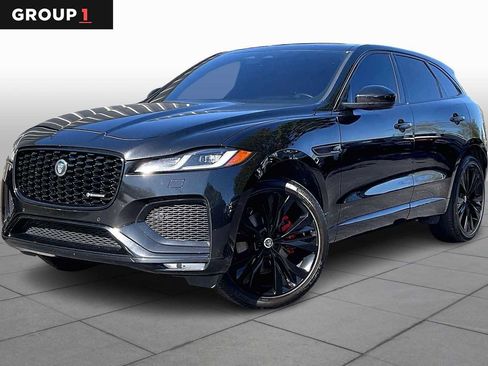 Used 2024 Jaguar F-PACE R-Dynamic S image 1