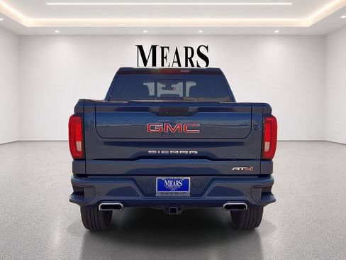 Used 2019 GMC Sierra 1500 AT4 w/ AT4 Premium Package AWD/4WD image 4