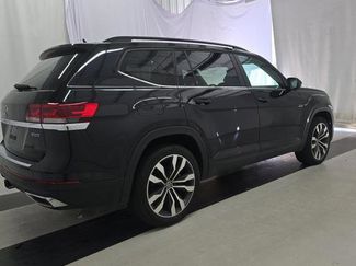 Used 2022 Volkswagen Atlas SE w/ Panoramic Sunroof Package video 2