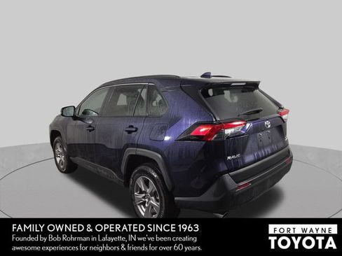 Used 2025 Toyota RAV4 XLE AWD/4WD image 9