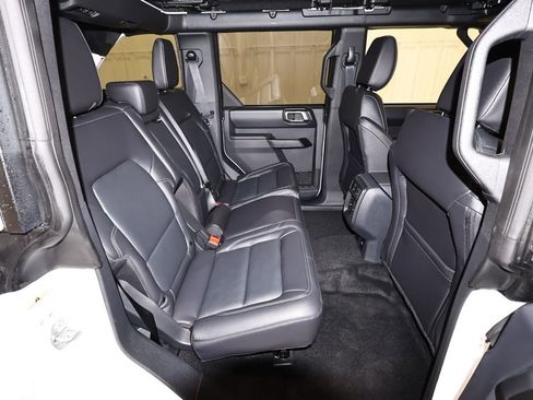 New 2026 Ford Bronco Outer Banks AWD/4WD image 14