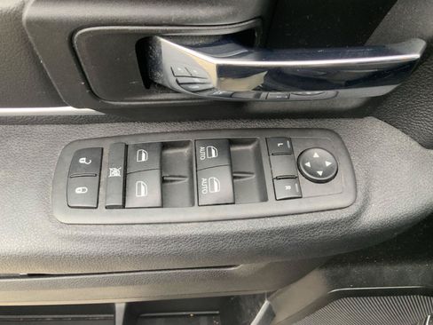Used 2022 RAM 1500 Classic Warlock w/ Electronics Group AWD/4WD image 24