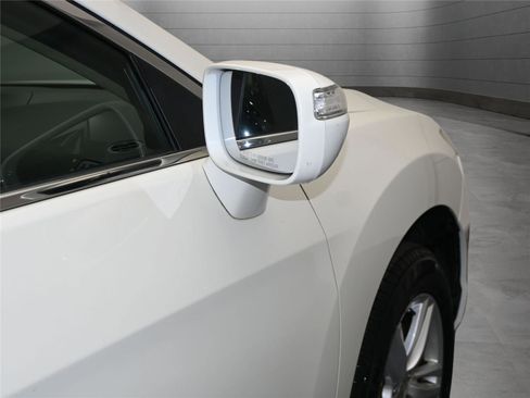 Used 2015 Acura RDX AWD w/ Technology Package image 17