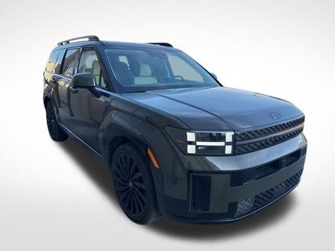 Used 2025 Hyundai Santa Fe Calligraphy image 4