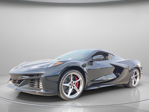 New 2025 Chevrolet Corvette E-Ray w/ ZER Performance Package image 2