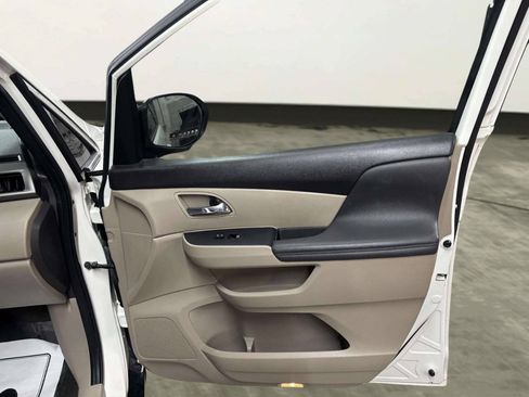 Used 2016 Honda Odyssey EX-L image 20