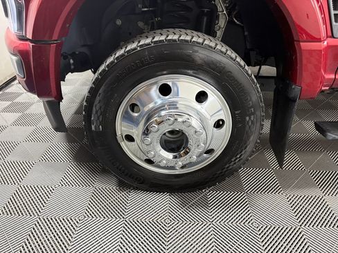 Certified 2025 Ford F450 Platinum w/ Platinum Plus Package AWD/4WD image 10
