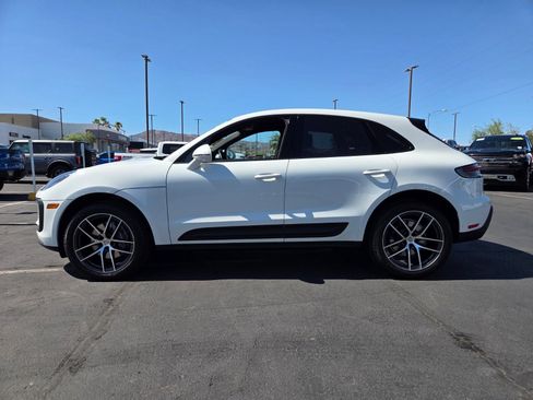 Used 2024 Porsche Macan AWD/4WD image 3