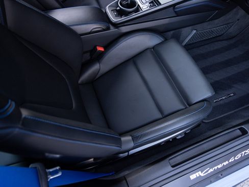 Certified 2022 Porsche 911 Carrera 4 GTS image 32