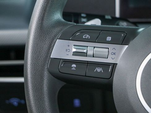 Used 2025 Hyundai Sonata SEL FWD image 13
