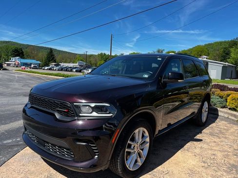 Used 2024 Dodge Durango GT AWD/4WD image 3