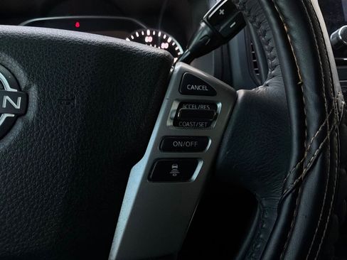 Used 2023 Nissan Titan SV w/ SV Convenience Package RWD image 37