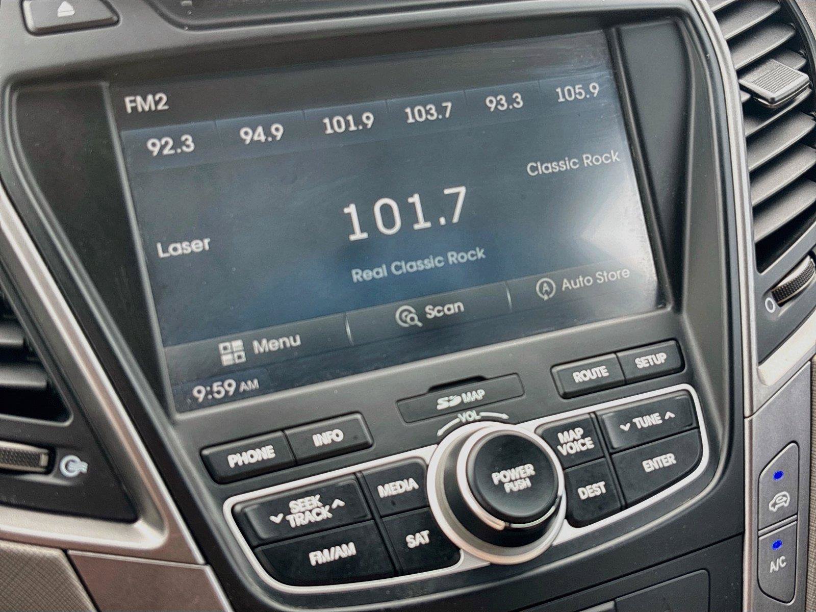 Used 2015 Hyundai Santa Fe Sport 2.0T w/ Option Group 05 AWD/4WD image 7