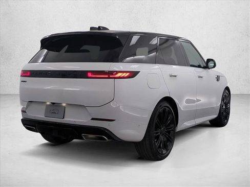 New 2026 Land Rover Range Rover Sport Dynamic SE AWD/4WD image 2