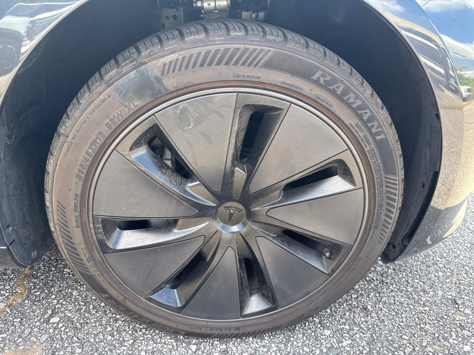 Used 2025 Tesla Model 3 RWD image 12