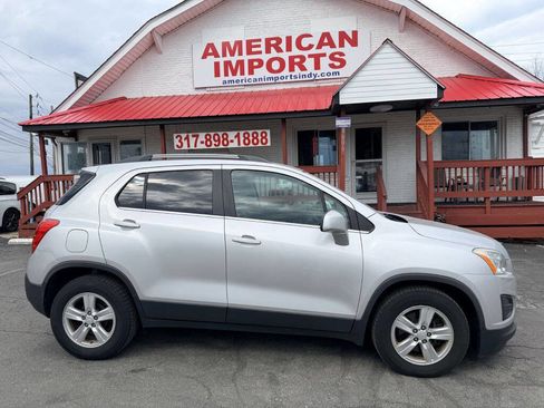 Used 2015 Chevrolet Trax LT w/ LT Plus Package FWD image 1