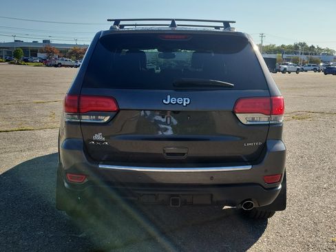 Used 2019 Jeep Grand Cherokee Limited w/ Trailer Tow Group IV AWD/4WD image 6