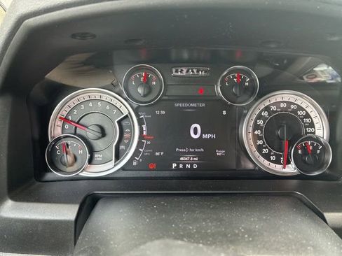 Used 2019 RAM 1500 Big Horn AWD/4WD image 26