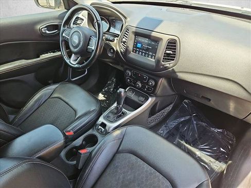 Used 2019 Jeep Compass Latitude w/ Popular Equipment Group FWD image 28
