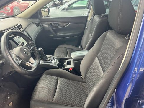 Used 2020 Nissan Rogue S FWD image 8
