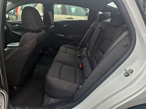 Used 2024 Chevrolet Malibu LT image 5