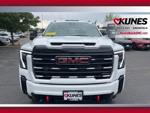 New 2026 GMC Sierra 2500 AT4 w/ Technology Package AWD/4WD image 11