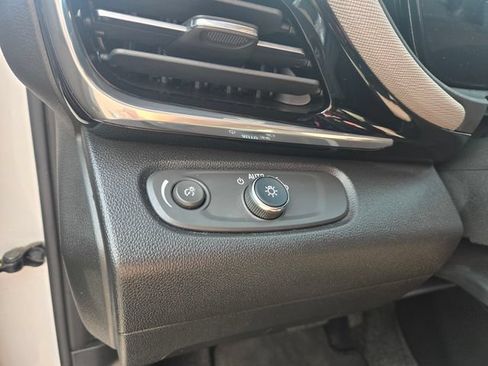Used 2024 Buick Envista Avenir FWD image 16