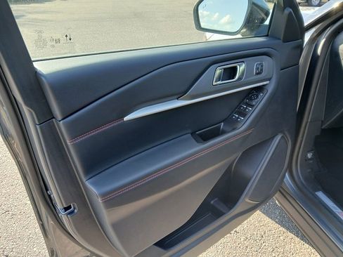 New 2025 Ford Explorer ST-Line w/ Premium Package image 8