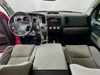 Used 2013 Toyota Tundra 4x4 CrewMax w/ SR5 Pkg video 3