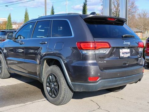 Used 2020 Jeep Grand Cherokee Laredo w/ Security & Convenience Group image 5