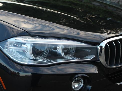 Used 2017 BMW X5 xDrive40e AWD/4WD image 39