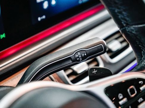 Used 2022 Mercedes-Benz GLS 450 4MATIC image 21