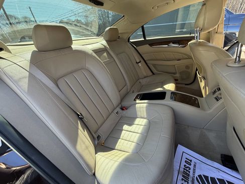 Used 2012 Mercedes-Benz CLS 550 4MATIC image 29