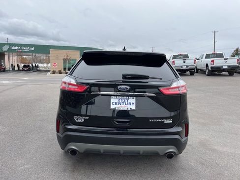 Used 2019 Ford Edge Titanium w/ Equipment Group 301A FWD image 11